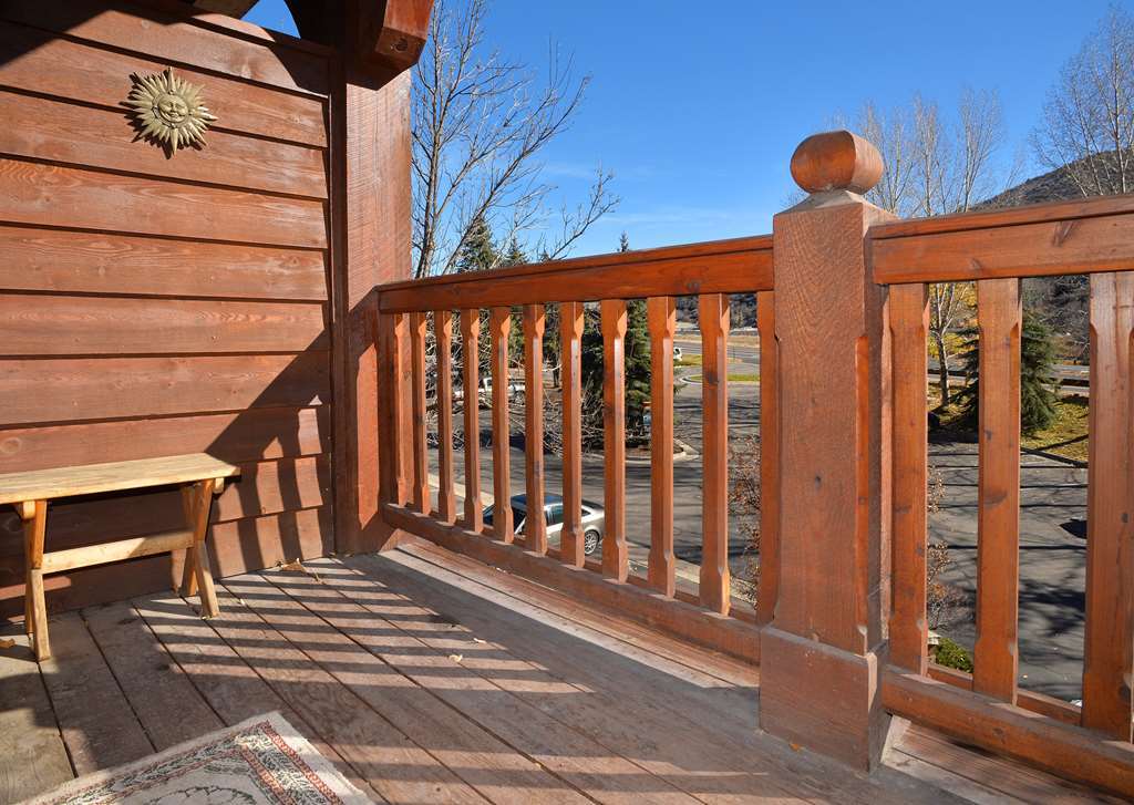 Lodge At Brookside Avon Village Exterior foto